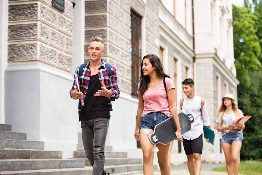 essay writing service uae